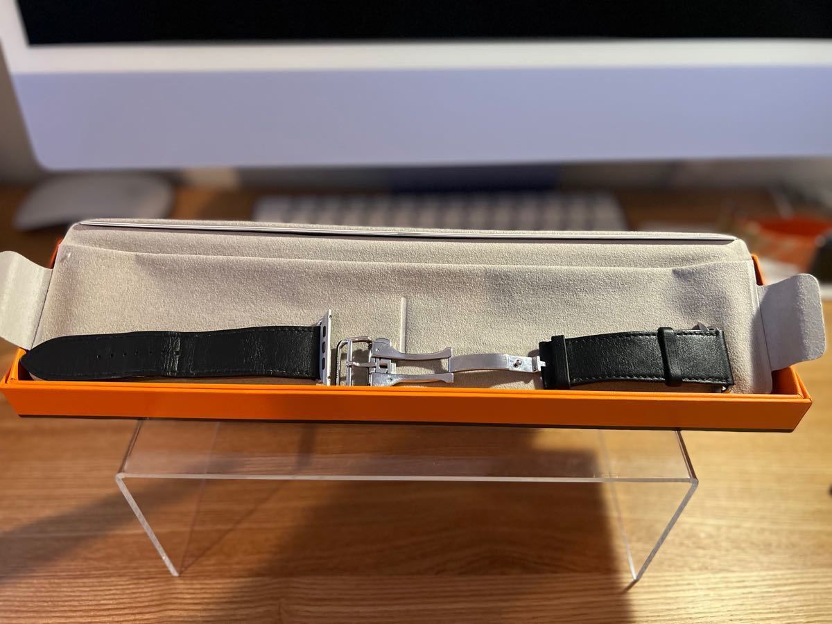Apple Watch HERMES / シンプルトゥールディプロイアント Apple Watch HERMES / シンプルトゥールディプロイアント
