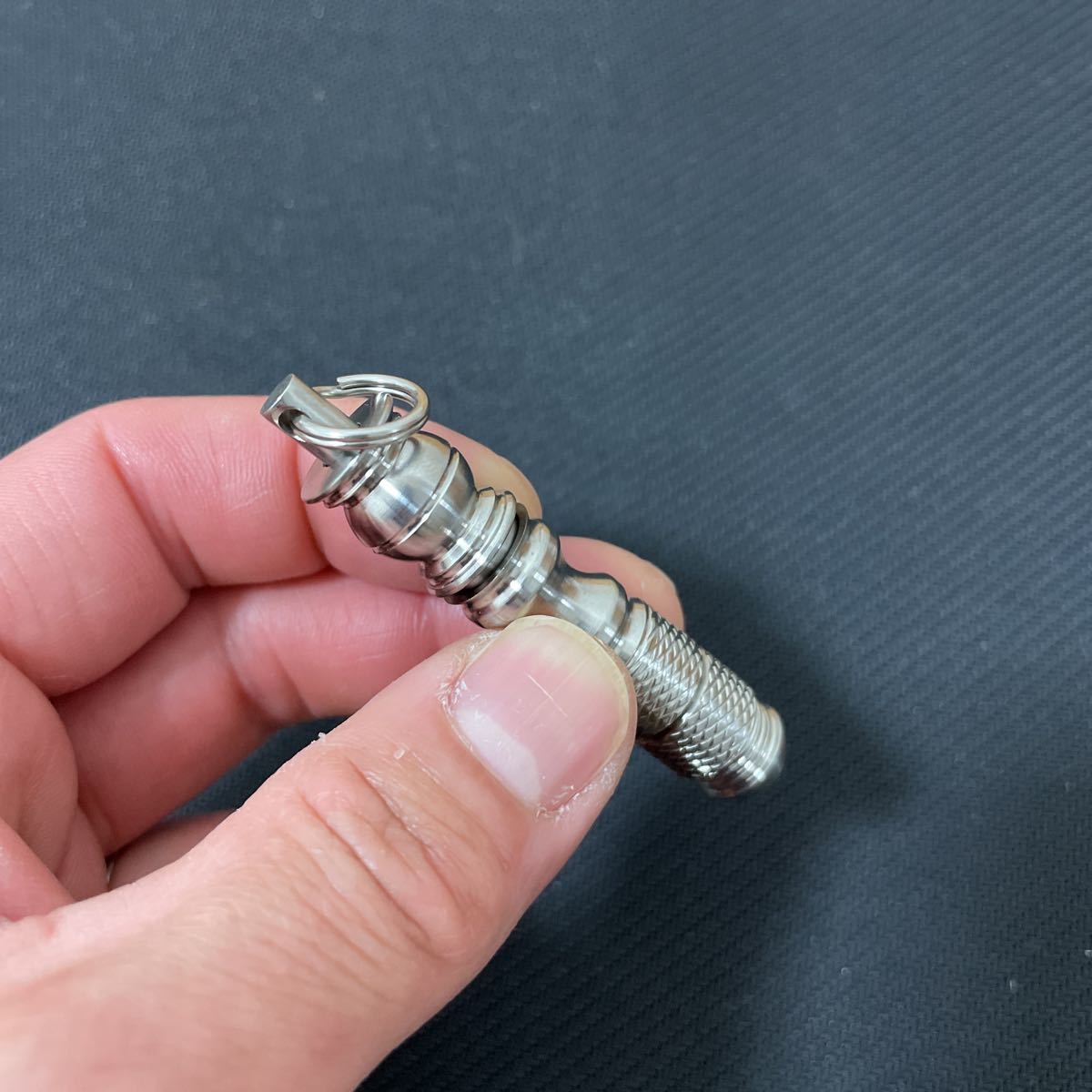 Titanium tiny keychain light inspection )EDC flash light