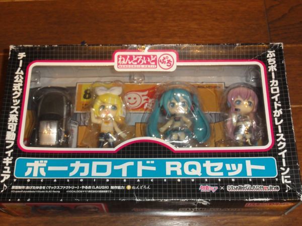 ねんどろいど ぷち☆ボーカロイド　RQセット☆初音ミク　鏡音リン　巡音ルカ　レースクイーン