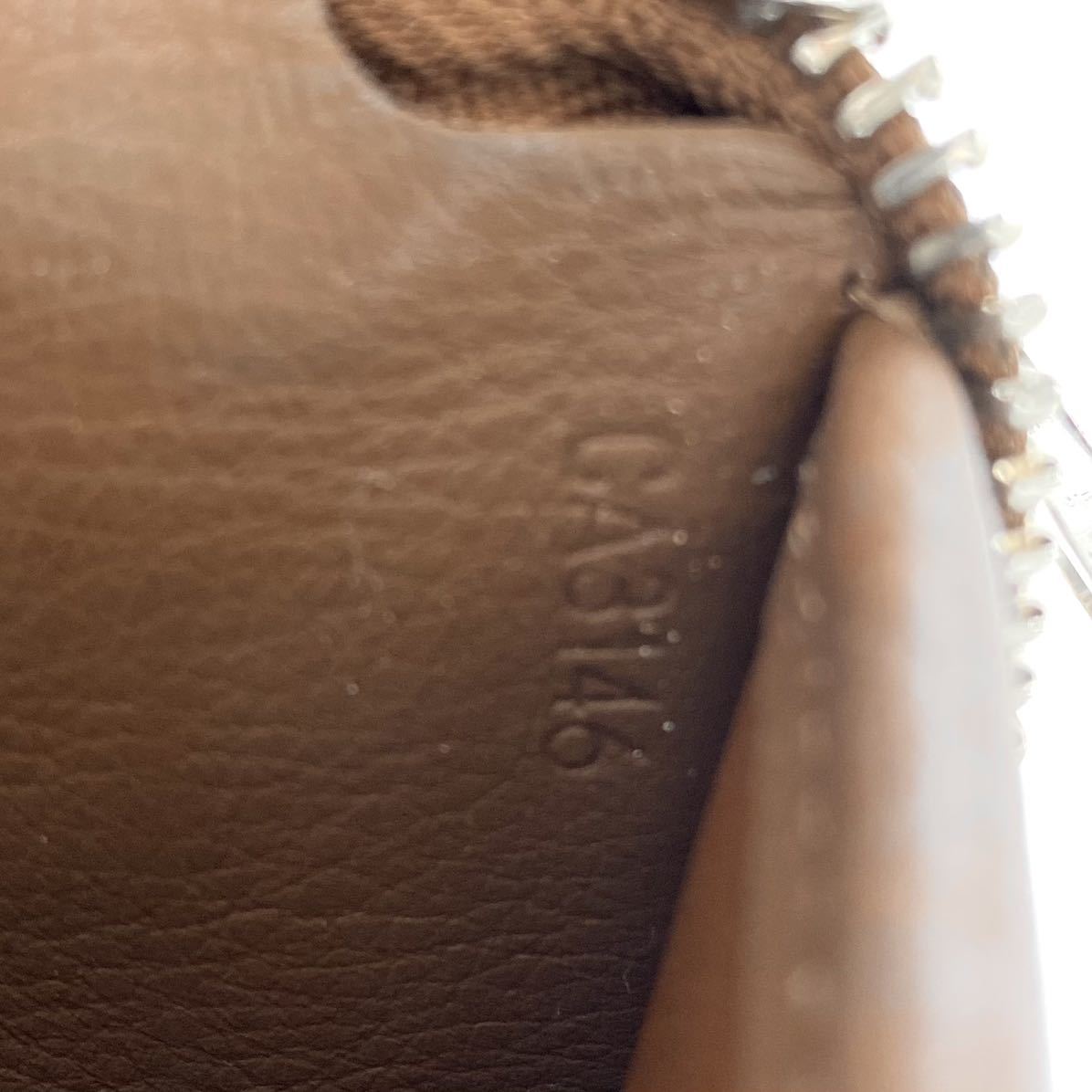 大特価!!】LOUIS VUITTON ルイヴィトン ヴェルティカル トリヨンレザー