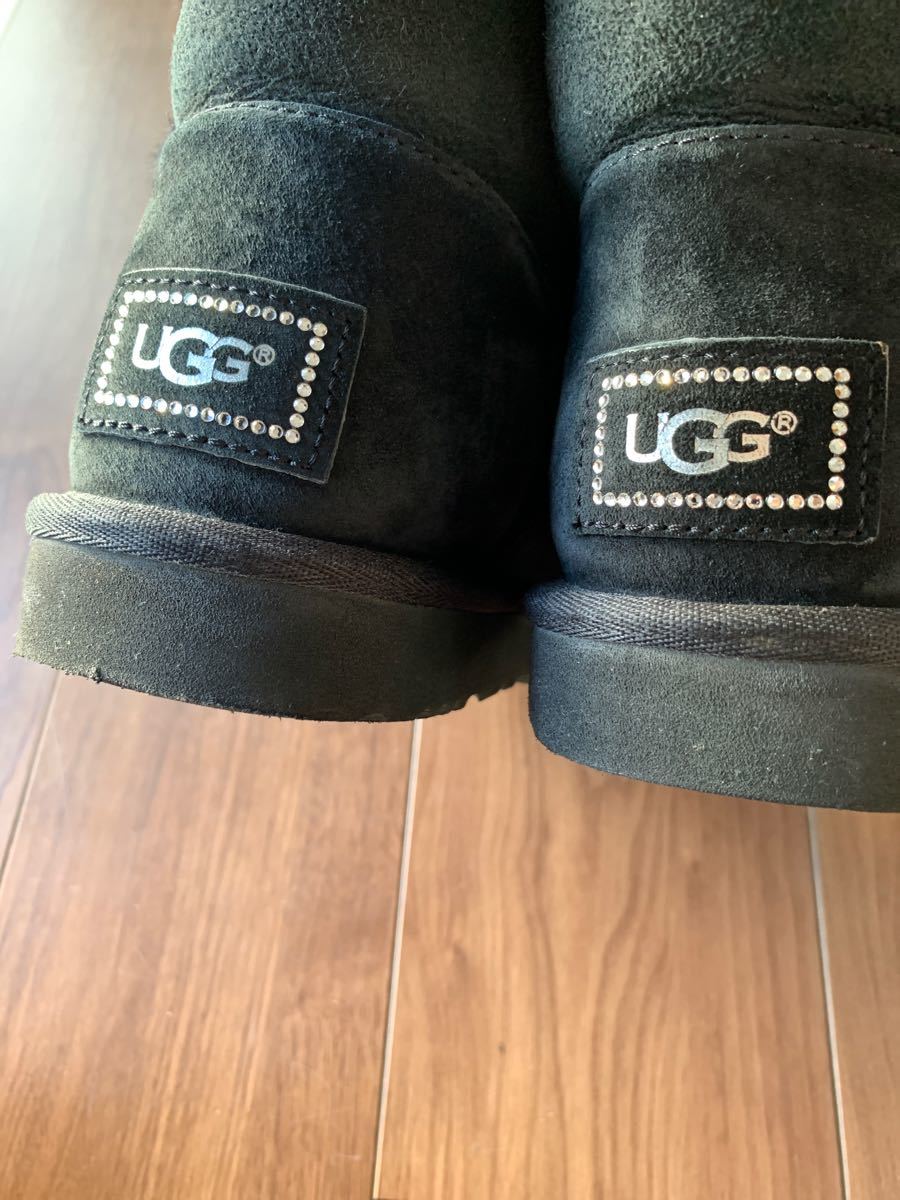 UGG  ムートンブーツ ベイリーボタン スワロフスキー 24 US7 ブラック 黒