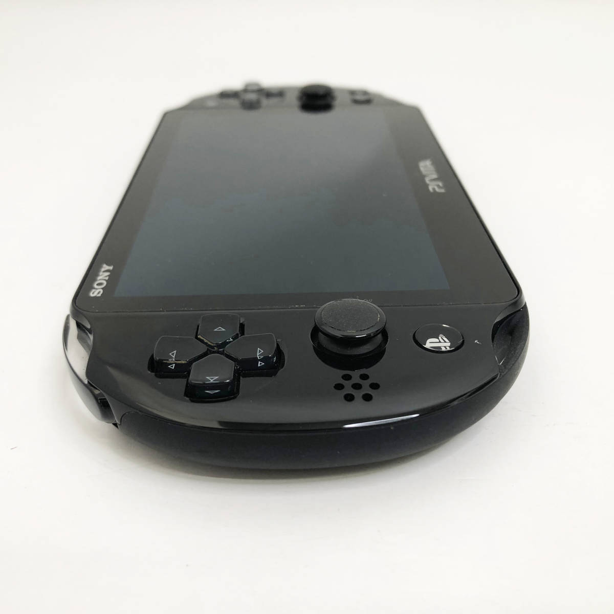 中古美品☆SONY PlayStation Vita PCH-2000 ZA11 ブラック 黒 動作良好 プレイステーション ヴィータ Wi-Fiモデル 送料無料