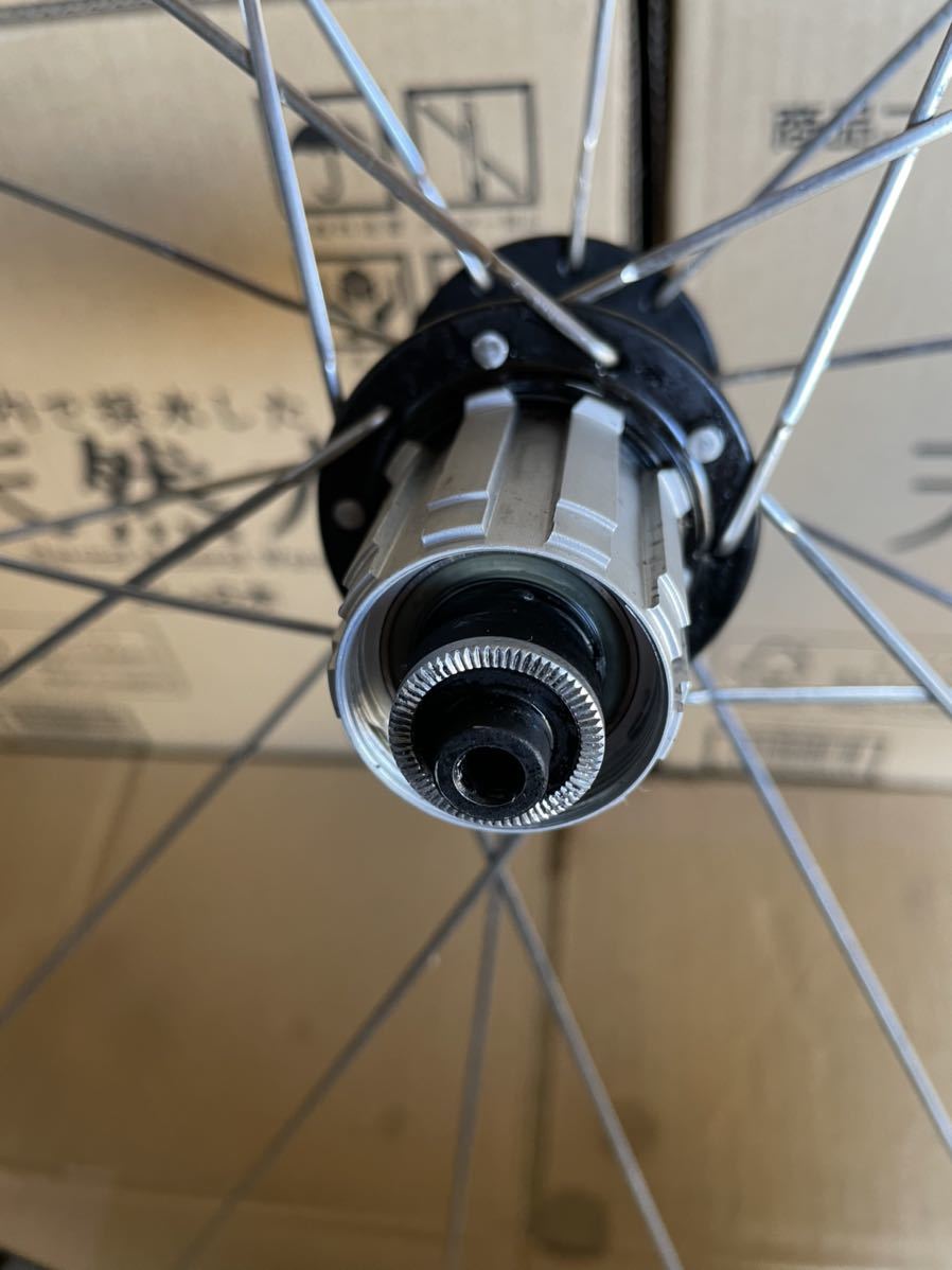 14000円 MAVIC マビック COSMIC CARBON SL 超軽量ロードバイク 14000円 MAVIC マビック COSMIC CARBON SL 超軽量ロードバイク