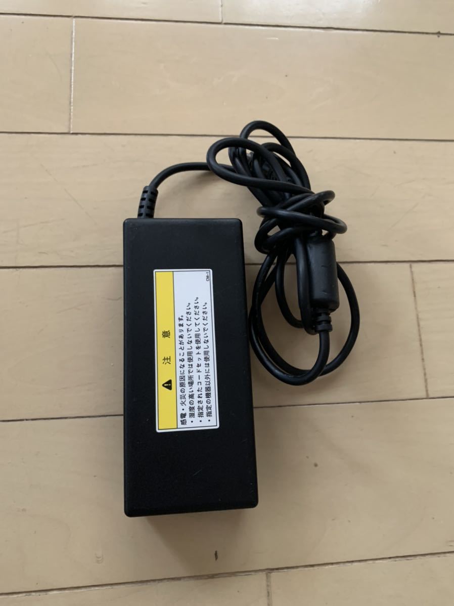 ★送料無料★未使用保管品★HITACHI 日立 AC ADAPTOR ADP-60WB★現状品_画像1