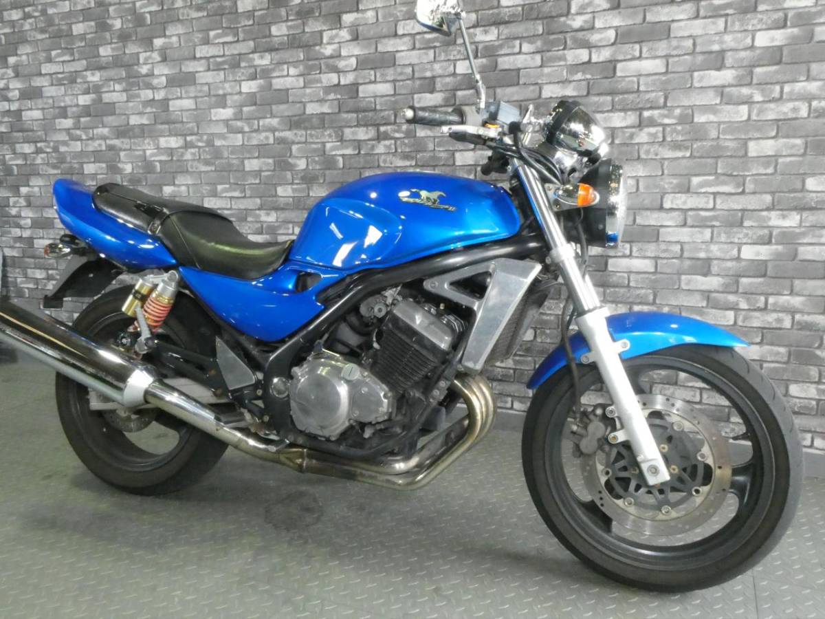 海外最新 引取のみ Kawasaki バリオス 引取のみ カウル、フェンダー