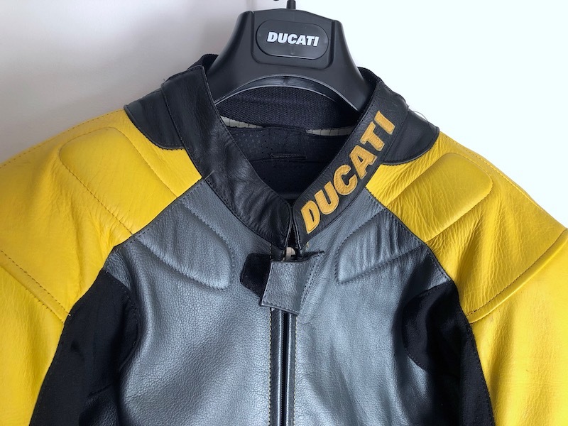 ダイネーゼ DAINESE DUCATI ドゥカティ レーシングスーツ レザースーツ