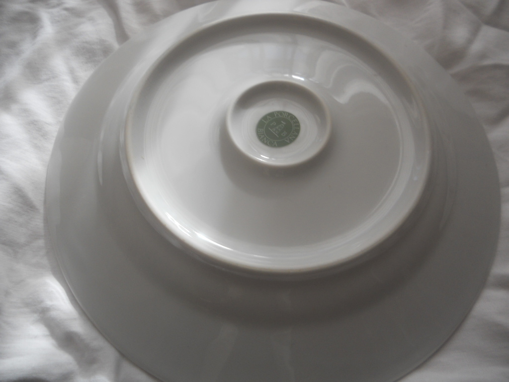 LA　PORCELLANA BIANCA*ラポルチェラーナビアンカ*大皿直径３２センチ+ホワイト