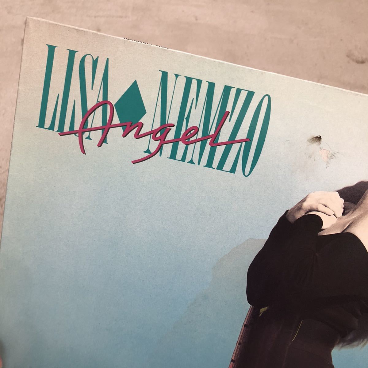 【ドイツ盤独盤】LISA NEMZO Angel / LP レコード / 8333 841-1 / 英字歌詞スリーブ有 / 洋楽ロックポップス /_画像4