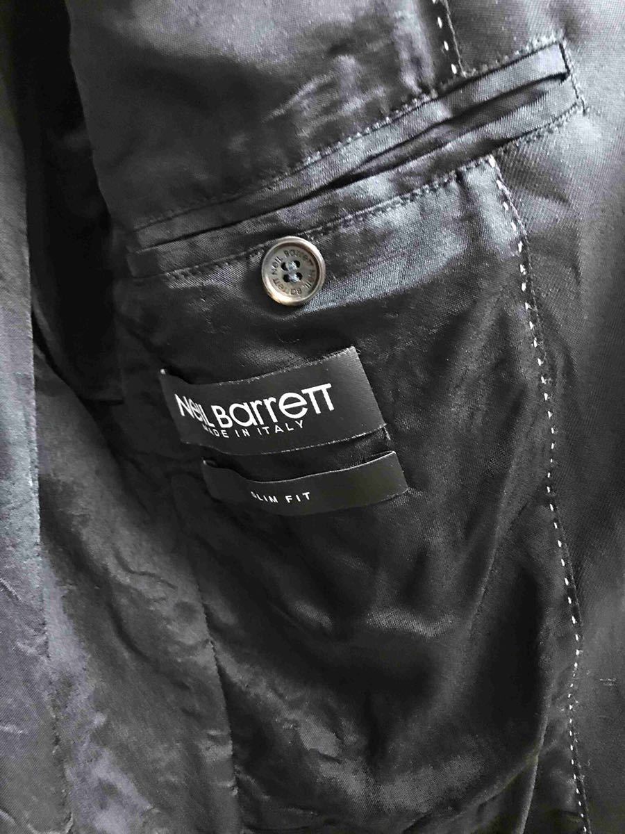 国内正規 Neil Barrett ニールバレット スリムフィット ピークドラペル