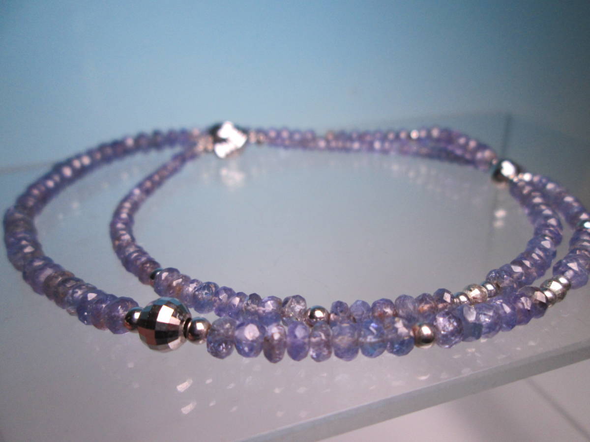 *WGK14.. light purple color. design necklace 16g case attaching 