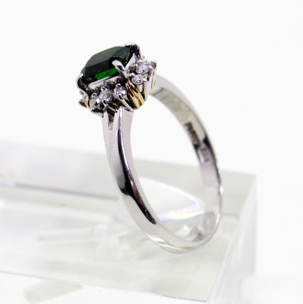 ◎美品◎プラチナ,18金 グリーントルマリン 0.83ct ダイヤ 0.16