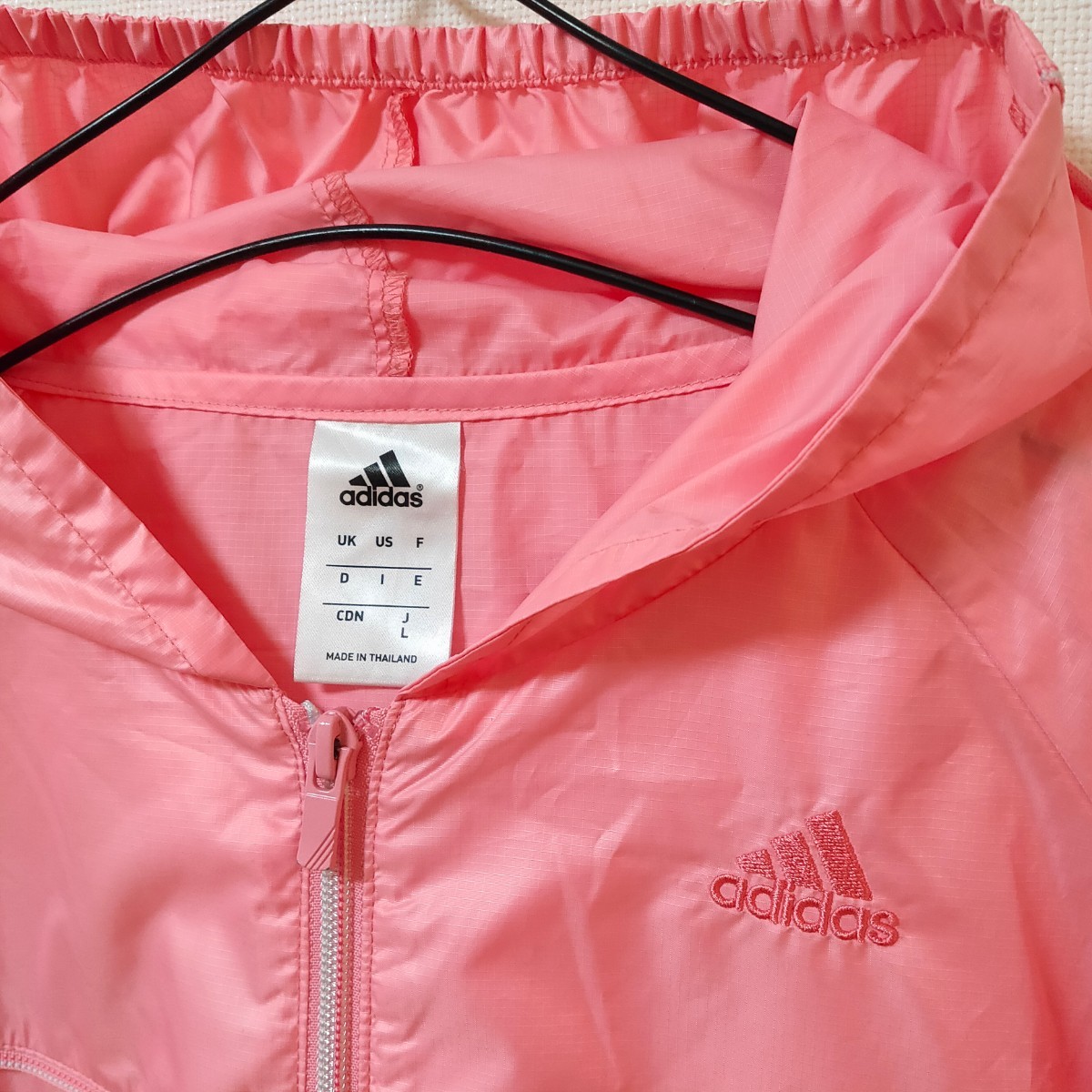 アディダス ピンク ナイロンパーカー adidas 薄手ジャケット レディースL ウインドブレーカー トレーニングウェア ジャージ