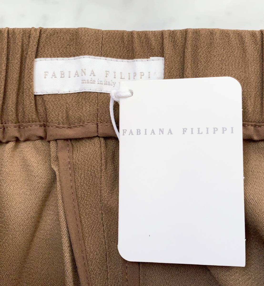 ファビアナフィリッピ イタリア製 美脚パンツ(レディースファッション 