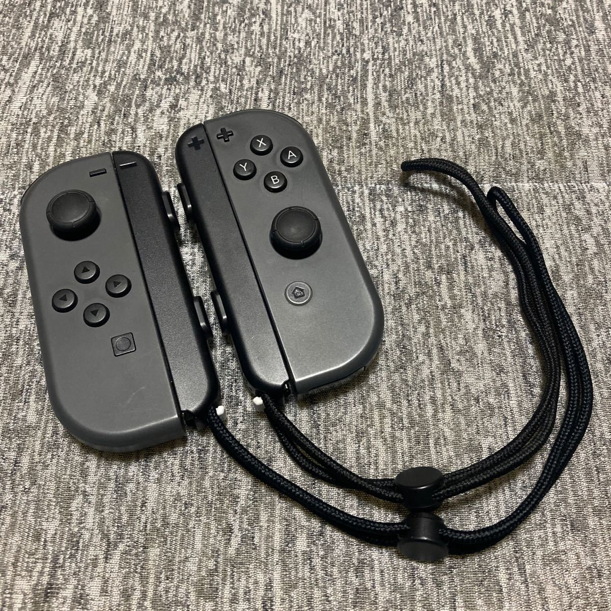 Nintendo Switch Joy-Con グレー　ストラップ付き