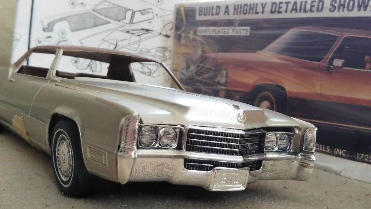 JO-HAN 1/25 キャデラック エルドラド プラモデル製作途中 JO-HAN 1/25 キャデラック エルドラド プラモデル製作途中