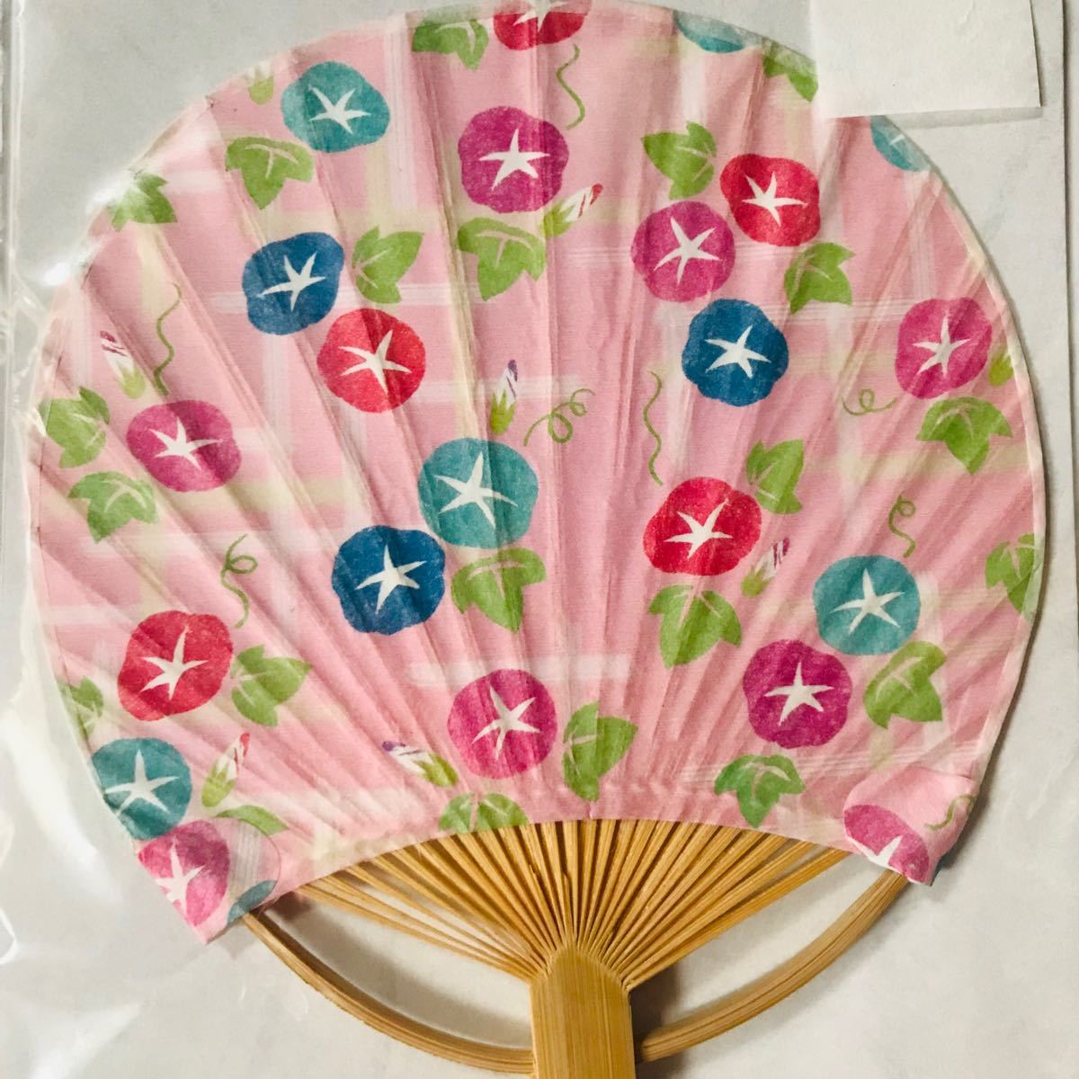 新品 2個セット ミニ竹うちわ 封筒入りで郵送できます 朝顔 夏 団扇 ピンク花 値引き不可