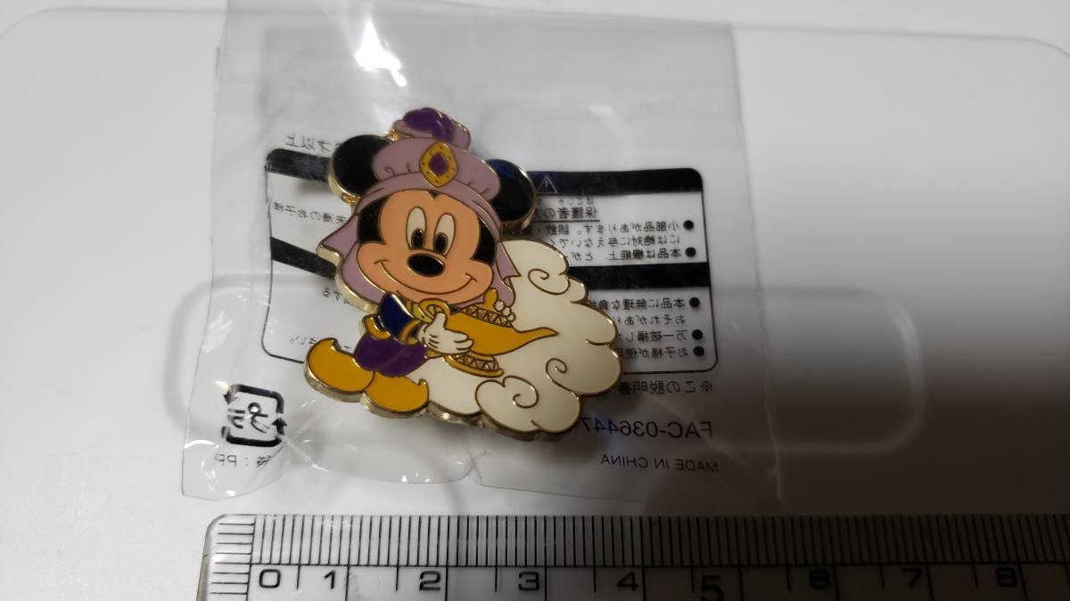 非売品☆ミッキーマウス東京ディズニーシー限定ピンバッジ☆アラジンと魔法のランプ☆ディズニーランドの画像3