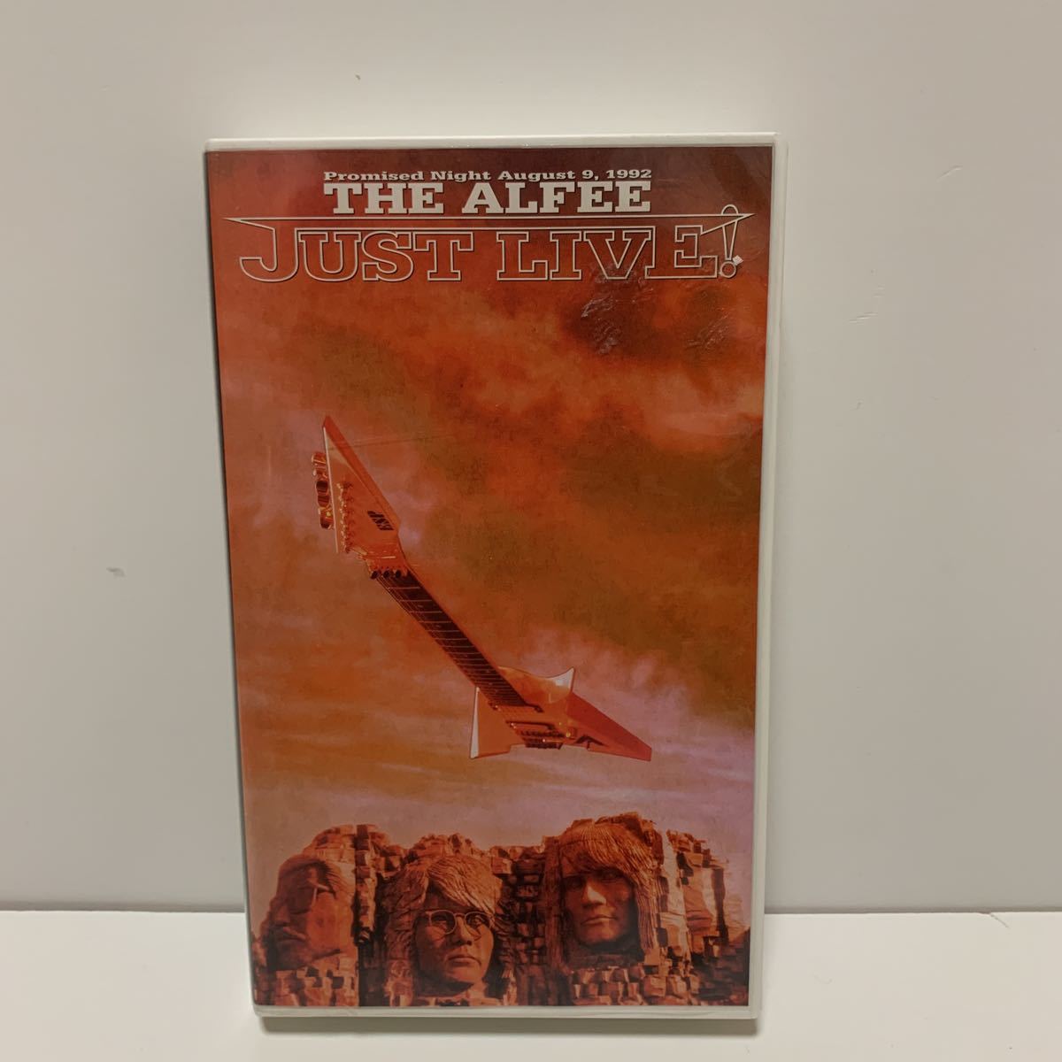 VHSビデオ THE ALFEE(アルフィー) JUST LIVE! ～Promised Night August 9, 1992_画像1