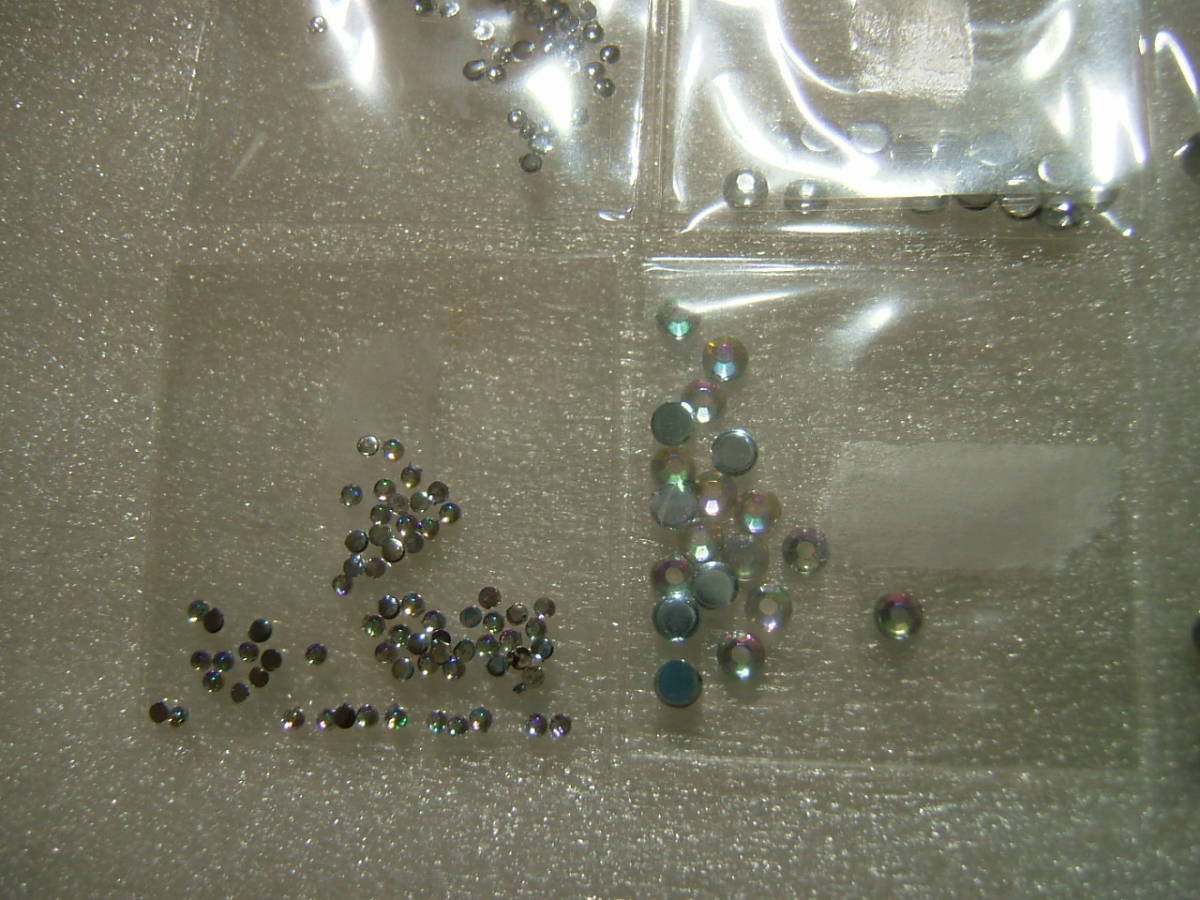  nails for rhinestone 2 color large middle small 1.5~4mm clear, clear Aurora resin also use possibility craft parts 