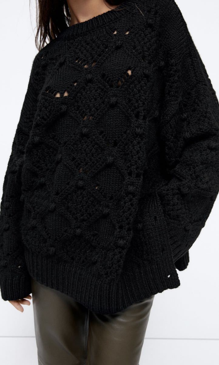 完売商品 新品タグ付 ZARA ポンポンニットケープセーター 完売商品 新品タグ付 ZARA ポンポンニットケープセーター