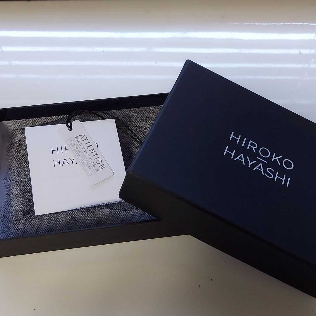 最大80%オフ! 未使用 HIROKO HAYASHI ハヤシヒロコ バルベーラ 折り
