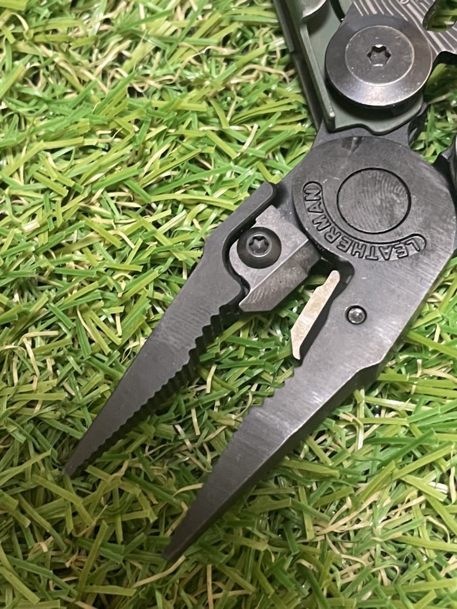 LEATHERMAN SIGNAL ナイロンシース付　レザーマン シグナル　マルチツール　マルチプライヤー ファイヤースターター