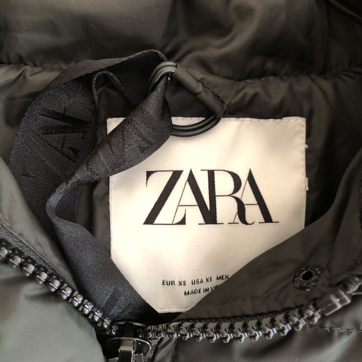  новый товар * с биркой * обычная цена 17990 иен ZARA большой размер пуховик *XS