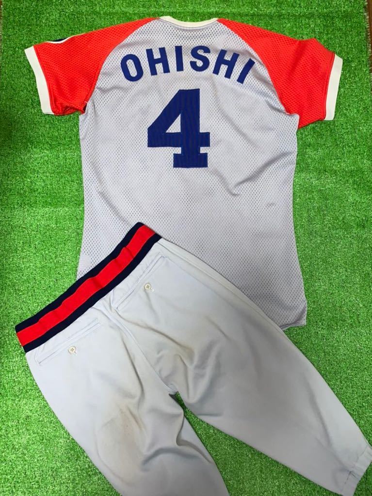 阪神タイガース 00 上本博紀 2018シーズン実使用 直筆サイン入り 阪神タイガース 00 上本博紀 2018シーズン実使用 直筆サイン入り