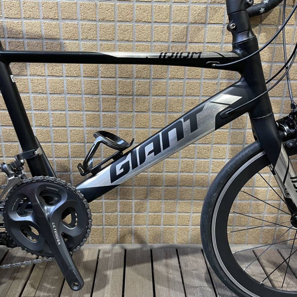 ミニベロ/小径車 GIANT/ジャイアント IDIOM0/イディオム 2019 ULTEGRA/105仕様 20インチ ブラック/シルバー