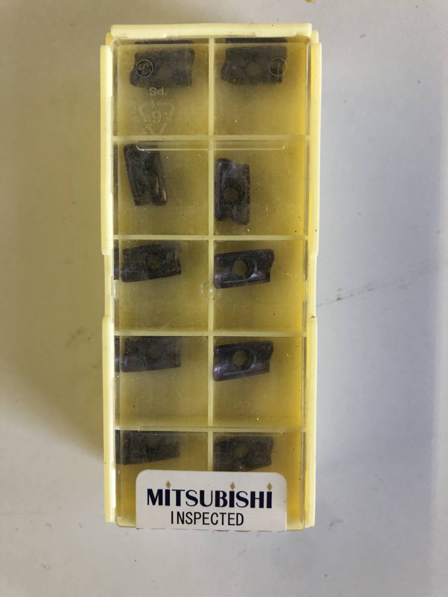 【処分品】三菱マテリアル/MITSUBISHI カッター用インサート AOMT123608PEER-H 材種：VP15TF