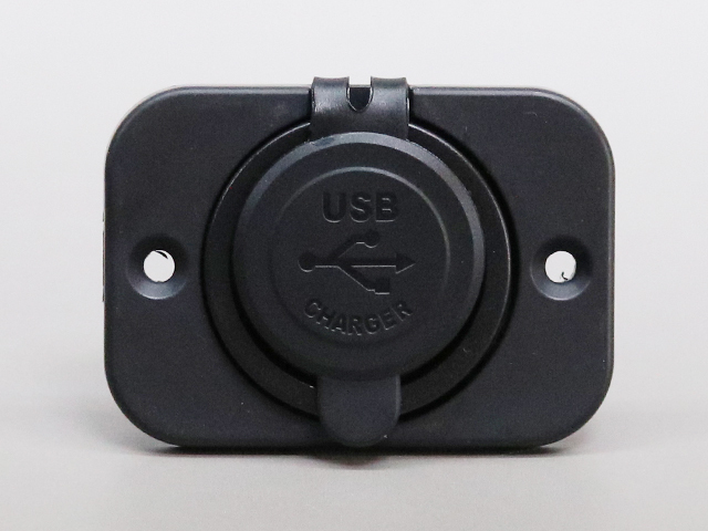 防水キャップ付き USBソケット 船舶 船 水上バイク ジェットスキー トライク 管理番号[AS0122C2]_画像2