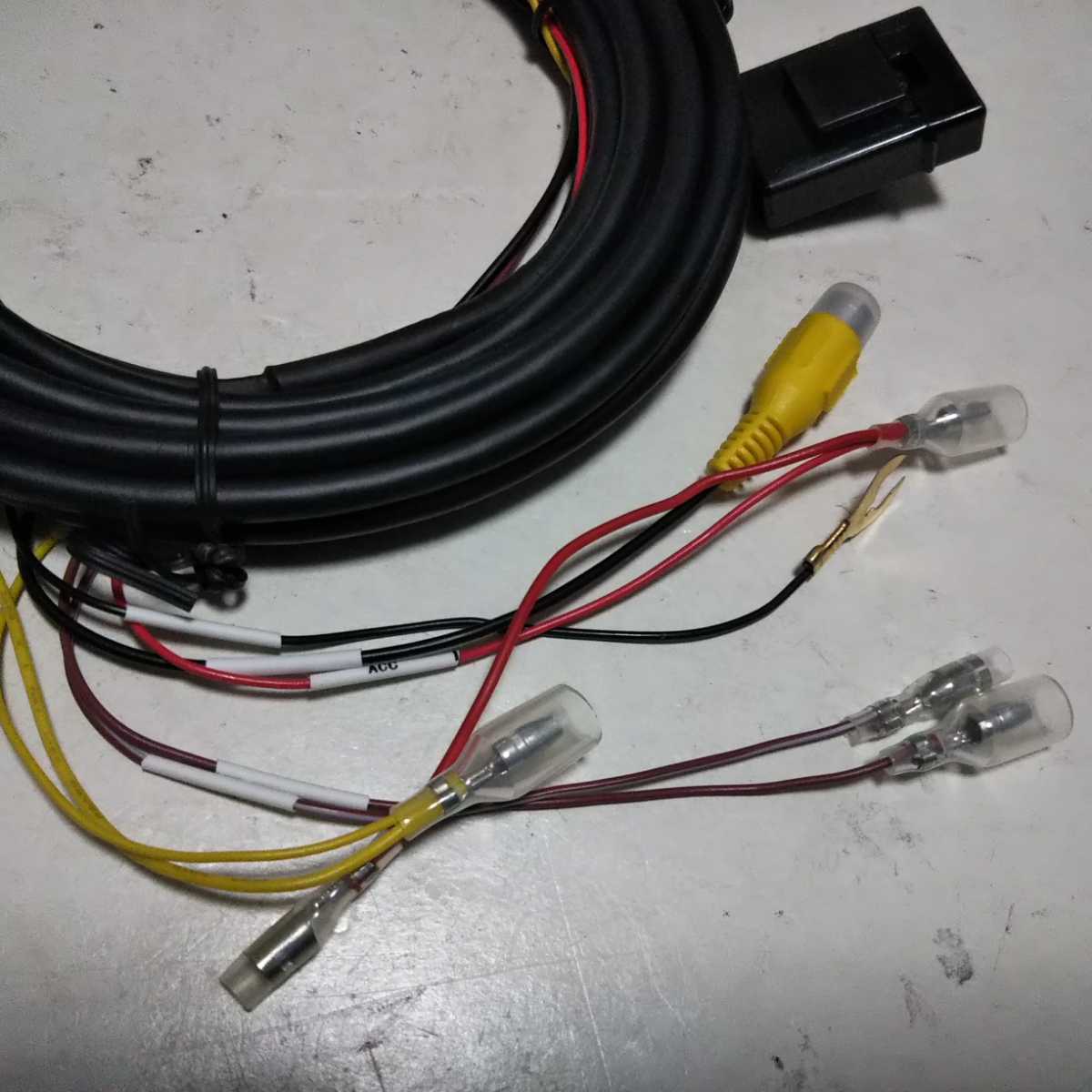アルパイン モニター用 電源ケーブルのみ PKG-M1100 未使用品 アルパイン モニター用 電源ケーブルのみ PKG-M1100 未使用品
