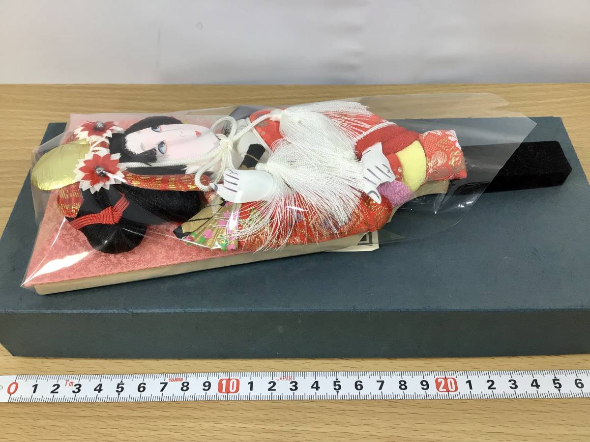 【昭和レトロ・新品未使用品・お正月用品】豪華 金襴緞子 友禅、伝統 羽子板 8寸、絵柄 能 舞姿 道成寺 末広がり、贈り物や部屋の飾りに！_画像10