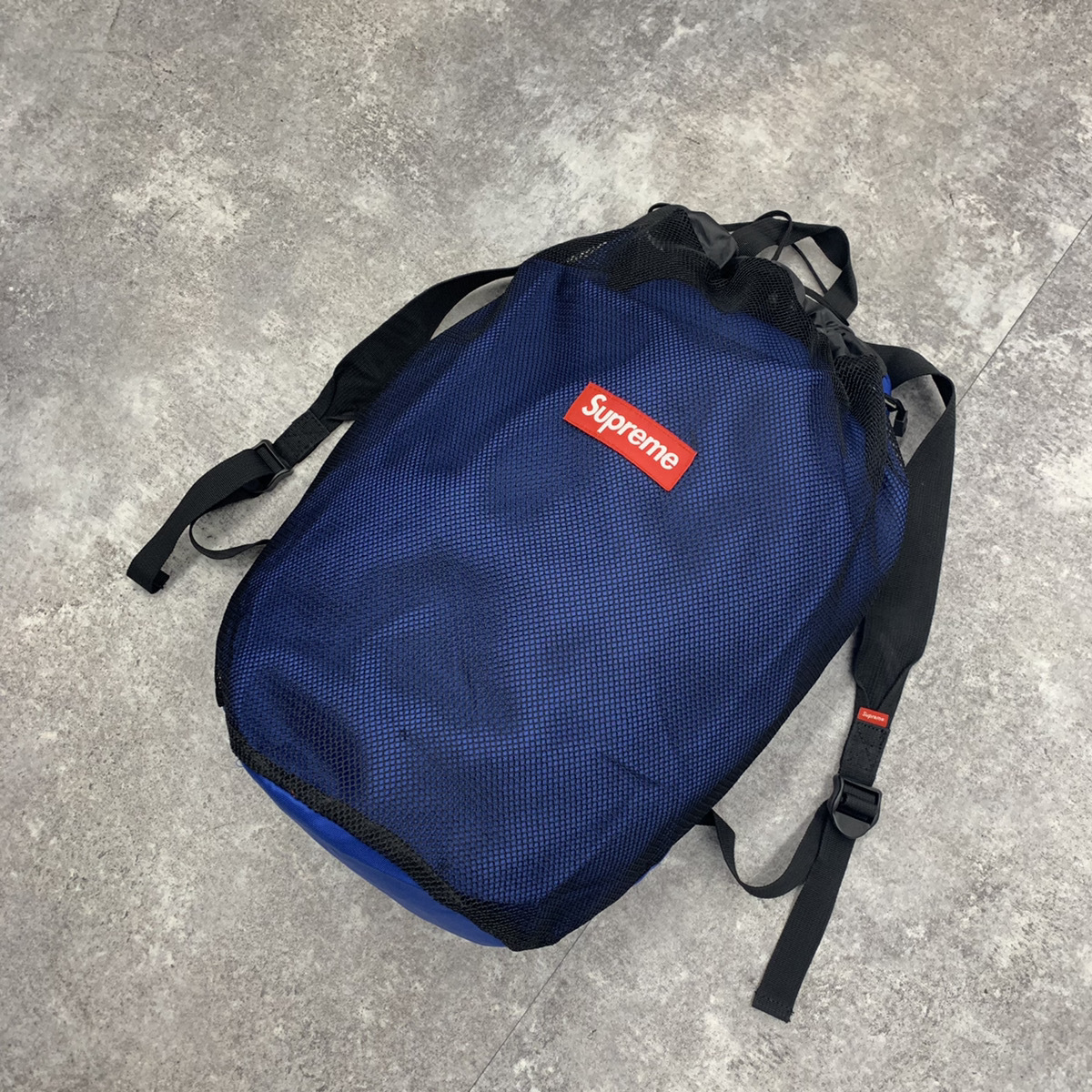 再入荷 Supreme シュプリーム メッシュバックパック - バッグパック