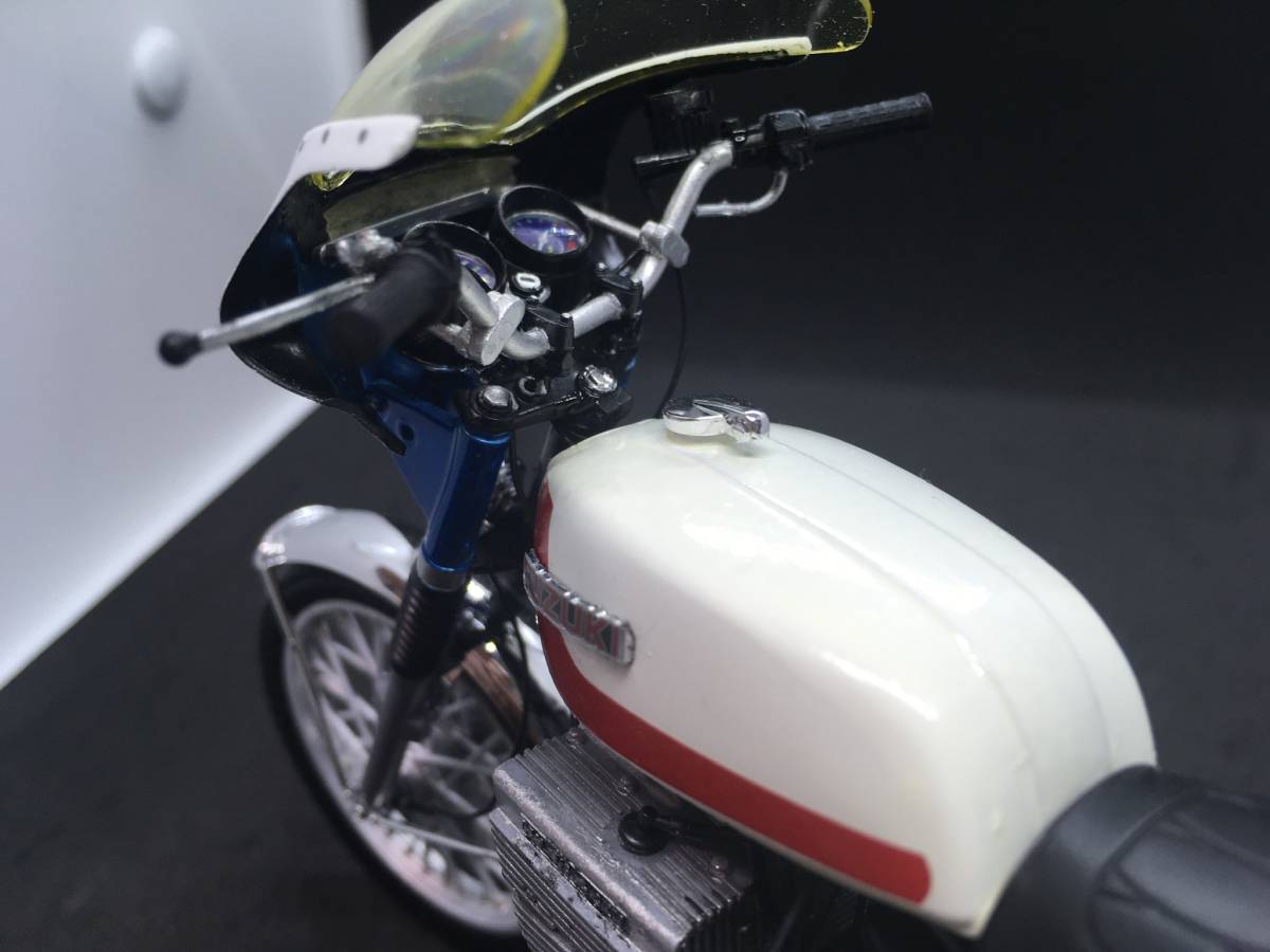 1/12スケール 仮面ライダー本郷猛スズキGT380 B プラモデル完成