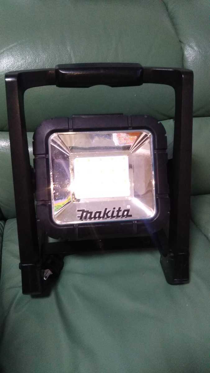 未使用品】 マキタ makita スタンドライト LEDライト 充電式 投光器