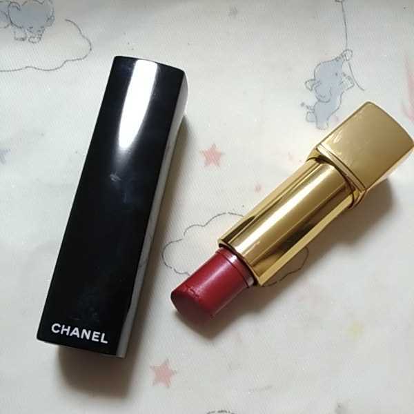 * popular color *CHANEL Chanel rouge Allure 135 rouge enig matic lipstick rouge Allure lipstick 