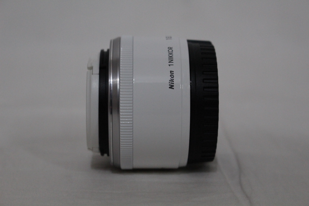 ☆ほぼ新品☆ Nikon 単焦点レンズ 1 NIKKOR 18.5mm f/1.8 ホワイト