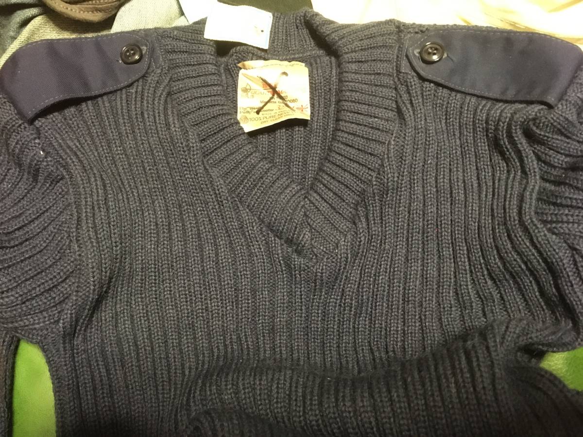 2112イギリス英国UK製BRIGADEウールWOOLコマンドVネック ニット セーター32/34NAVYネイビーUSED古着_画像3