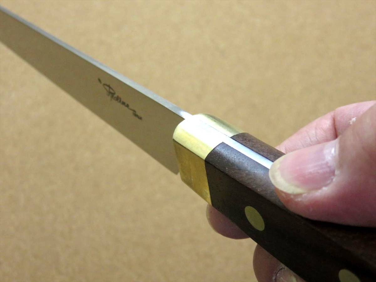 関の刃物 ハム切りナイフ 23cm (230mm) 8Aステンレス鋼 真鍮口金付き ハムなどスライスする細めで刃渡りの長い両刃包丁 日本製 在庫処分品_画像6