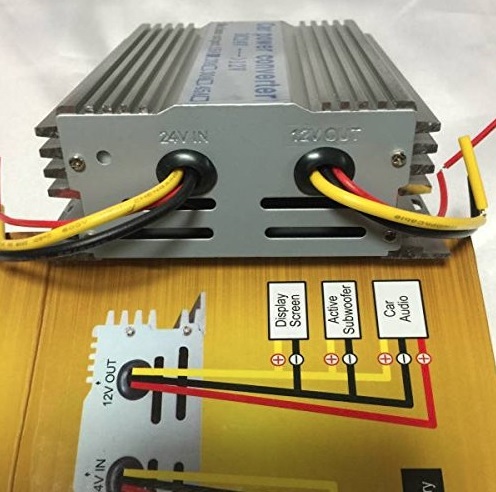 送料無料！★DC-DC コンバーター 24V → 12V 15A 冷却ファン付 デコデコ 直流 電圧 変換器 過電圧保護機能