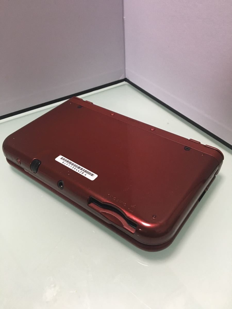 細かい傷のみ、動作美品！New3DS LL 　ドラクエ　8など