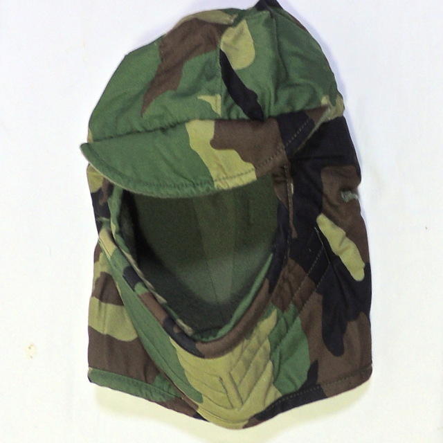 米軍 US ヘルメットライナー 防寒 帽子 Sサイズ　ウットランド迷彩_画像1