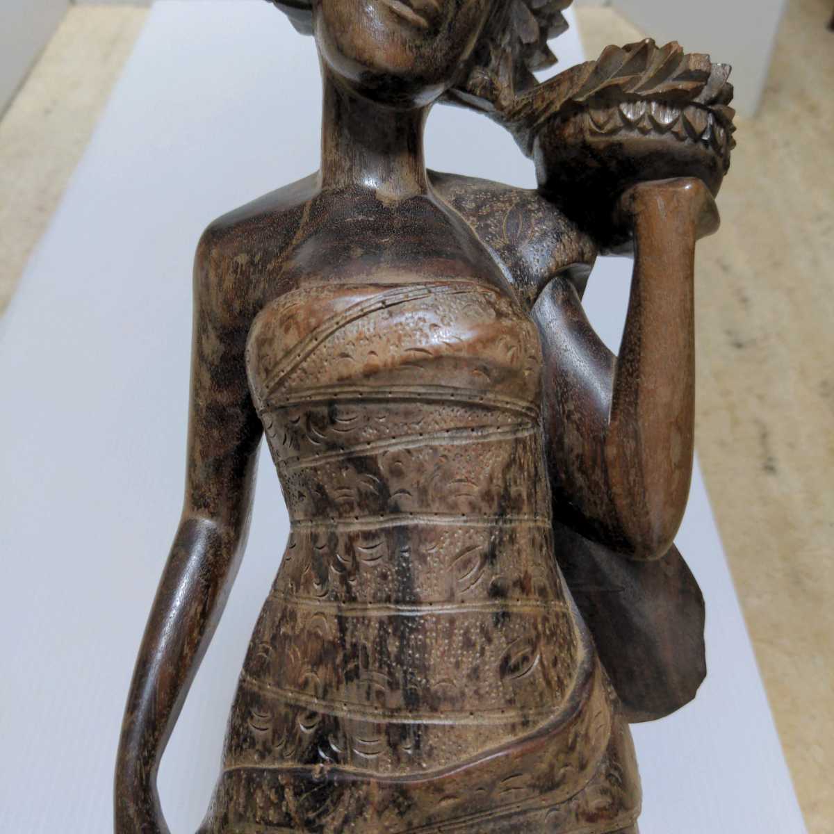 古い木彫り彫刻 黒檀 インドネシア バリ 女性像 高さ60cm 置物 
