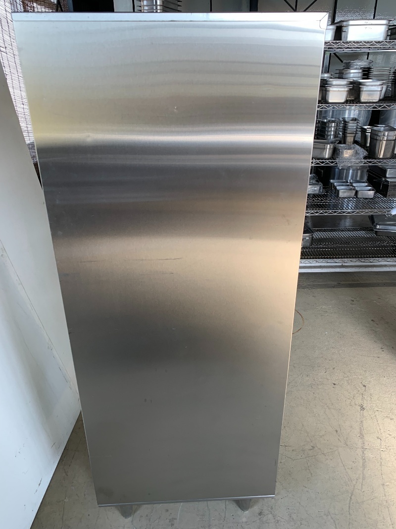 中古】 殺菌庫 タニコー TNS-60F 2009年製 幅600×奥行600×高 中古】 殺菌庫 タニコー TNS-60F 2009年製 幅600×奥行600×高