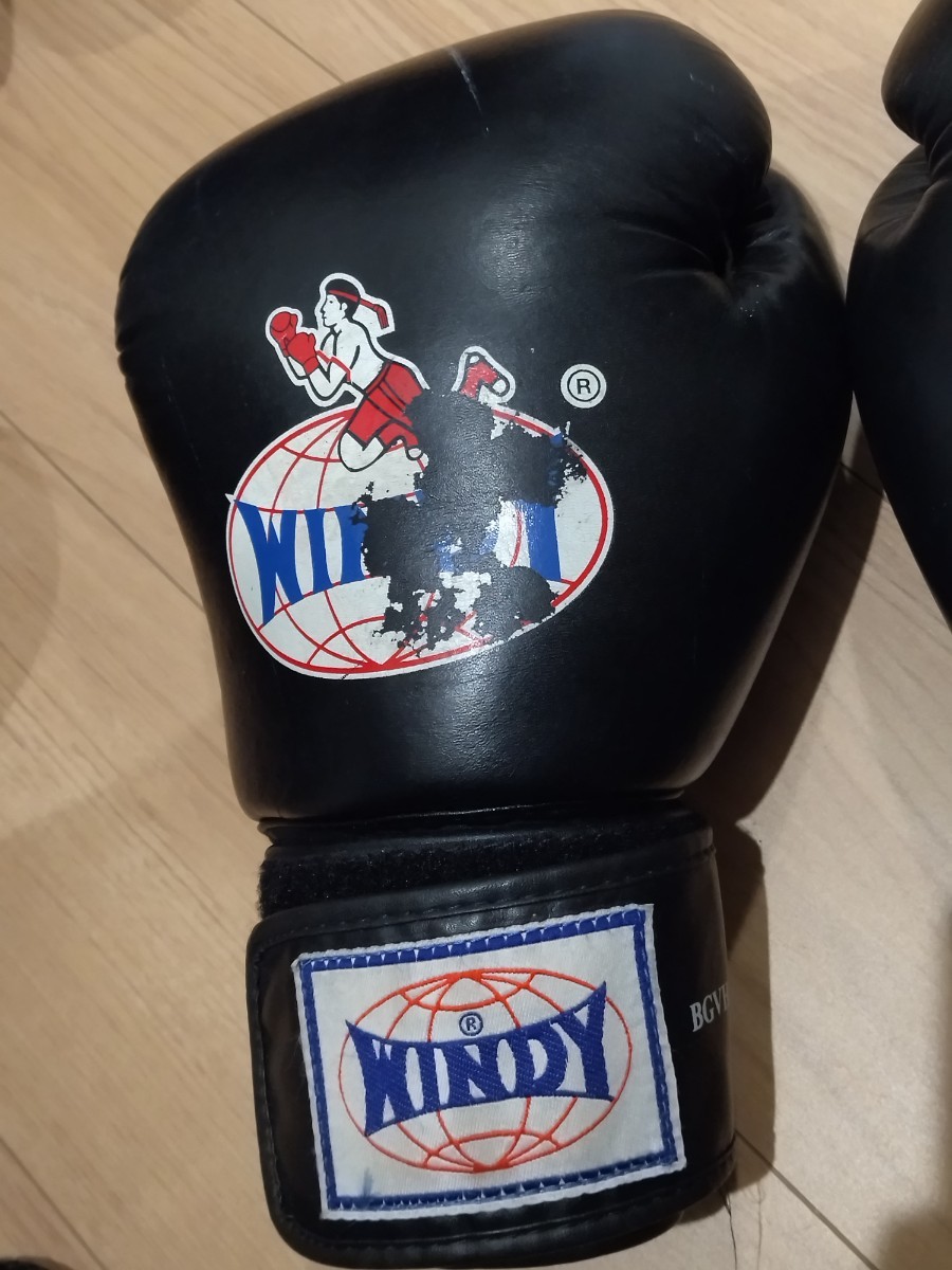 中古 ボクシンググローブ WINDY ウインディ グローブ14オンス 中古 ボクシンググローブ WINDY ウインディ グローブ14オンス
