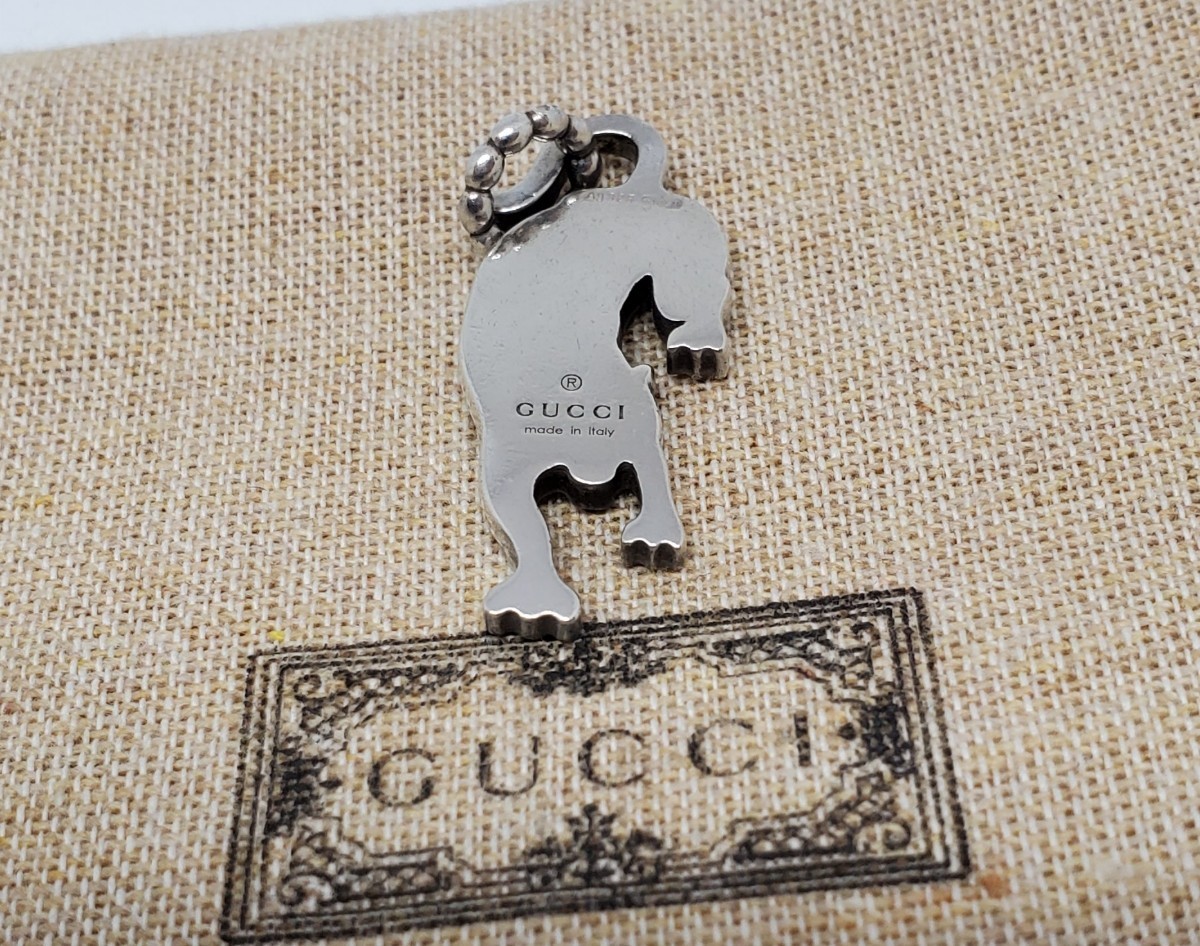 【超レア限定廃盤品】GUCCI ネックレスタイガーチャーム bts テテ 着用 