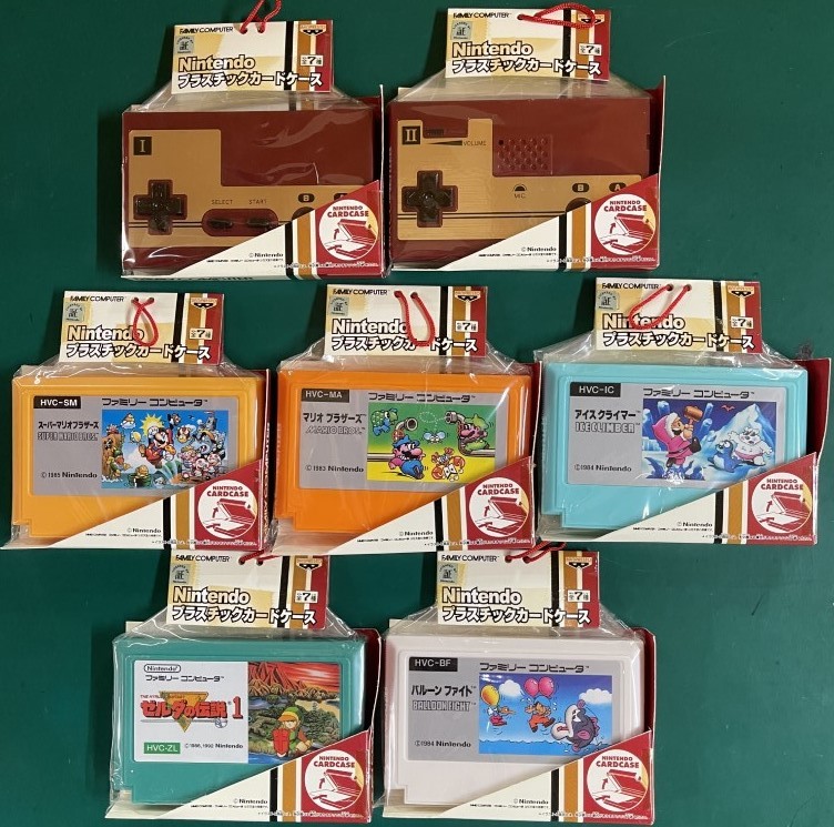 【新品未開封】Nintendo ファミコン プラスチックケードケース 全7種