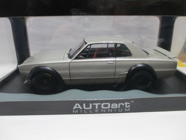 新品 1/18 オートアート ニッサン スカイライン GT-R KPGC10