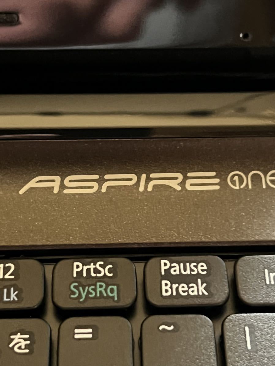 acer ASIRE ONE 10.1ノートPC美品_画像6